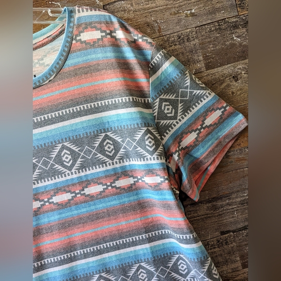 NWT Rock and Roll Denim Aztec Print Tee - Picture 3 of 15